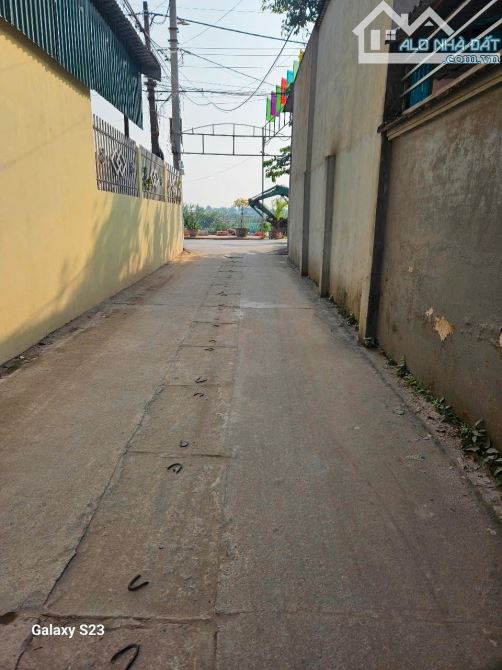CHÍNH CHỦ CẦN BÁN G.Ấ.P ĐẤT ĐẶNG XÁ GIA LÂM DT 47M2 CHỈ 4.x TỶ. NGÕ THÔNG OTO TẢI ĐỖ CỬA D - 1