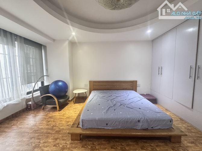 Bán nhà Làng Việt Kiều Châu Âu ô tô vỉa hè rộng kinh doanh đẹp dt 155m 5t mt 10m giá 33,9ỷ - 1
