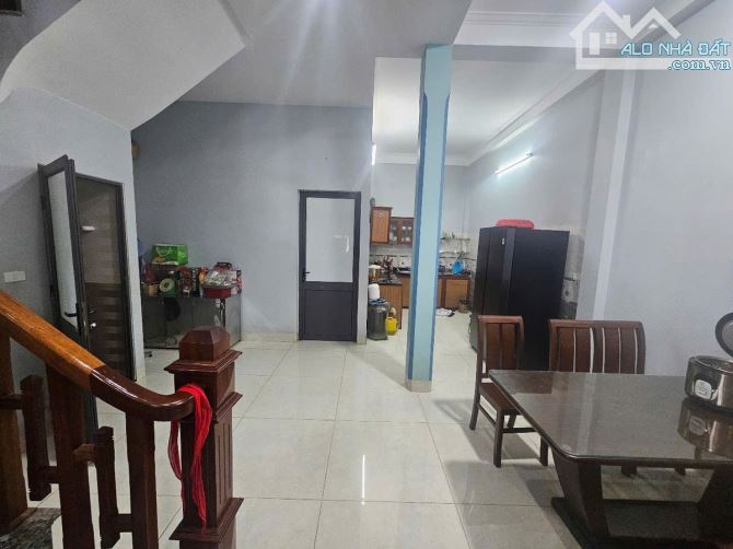 Bán gấp nhà đẹp 4 tầng mặt phố Phú Lương, 125m2, MT 6.1m, 2 mặt đường ô tô, kinh doanh - 1