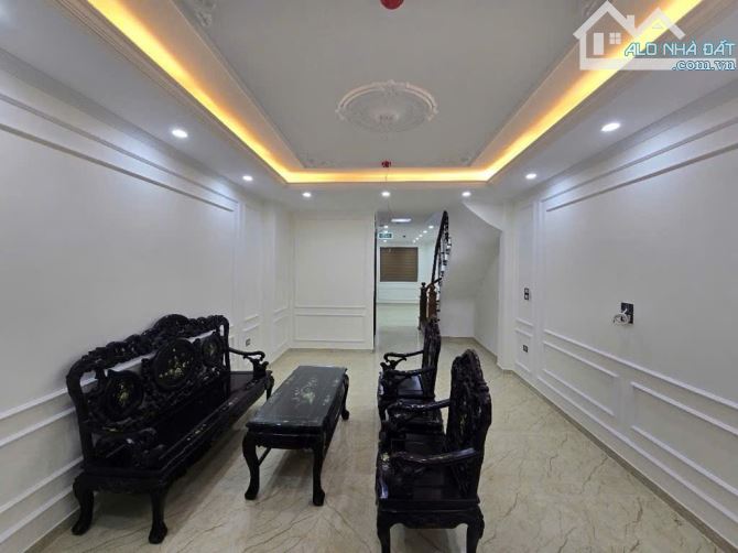 Siêu phẩm mới tinh Đội Cấn, 7 tầng thang máy, vừa ở vip vừa cho thuê - 1