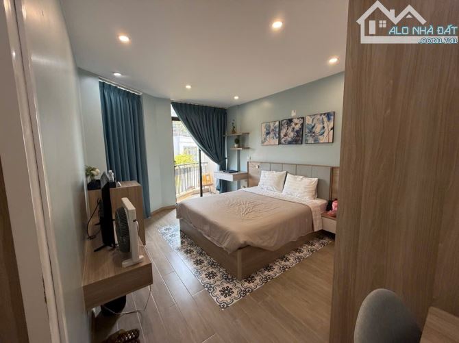 Siêu phẩm Hoàng Cầu Đống Đa. Sổ 110m, 9 tầng MT14m Giá 63 tỷ. 16 căn hộ full nội thất - 1