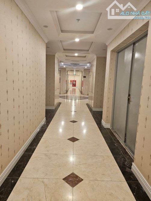 CĂN HỘ ĐẲNG CẤP 5 SAO -  VIEW HỒ TÂY  - VỊ TRÍ MẶT PHỐ - GIAO THÔNG THUẬN LỢI - 5 TẦNG HẦM - 14