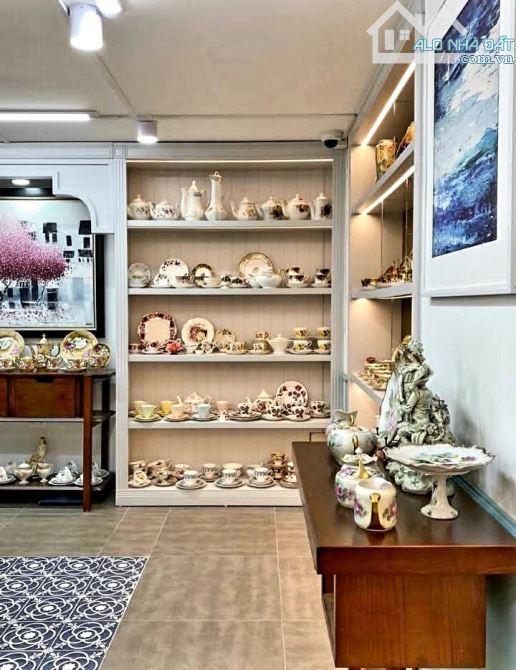 NHÀ RẤT ĐẸP, ĐƯỜNG Ô TÔ TRÁNH, GARA Ô TÔ, NỘI THẤT HIỆN ĐẠI. - 2