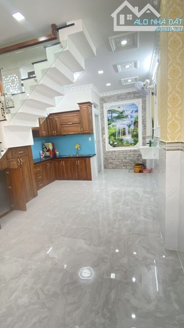 NHÀ ĐẸP 42M2 -2 TẦNG ĐÚC THẬT - SỔ 2025 - NGÃ TƯ 4 XÃ -  GIÁ 4 TỶ X TL - 2