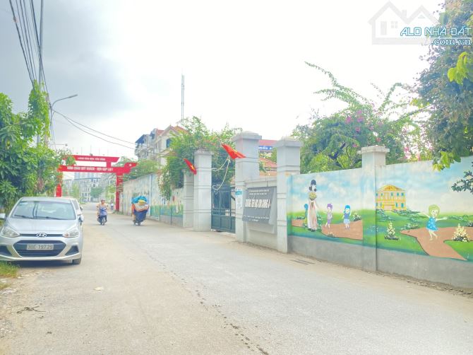 Bán 40m2 đất thổ cư Đức Thượng Hoài Đức  ô tô đỗ cửa ,cách 50m ra trục đường 32 - 2