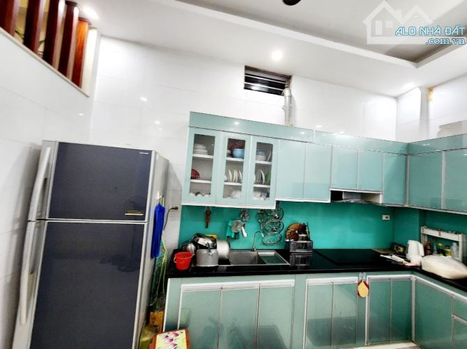 Bán nhà riêng, 3 tầng ở Văn La, Hà Đông, 61m2 gần ô tô, gần chợ, nhir 7 tỷ đại học - 2