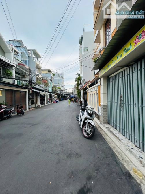 Nhà Mặt Tiền KD 10m,Đường Số,P.Tân Kiềng,Quận 7,DTCN 65m,2 Tầng.Giá rẻ 8 TỶ 9 - 2