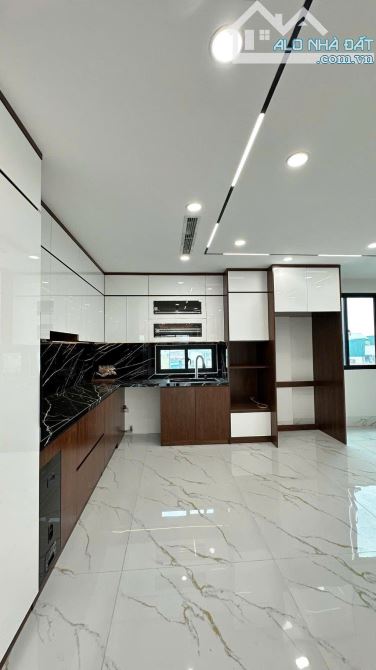 Vừa lên căn - #ôtô đỗ cổng - 65m - #MinhKhai - #TrươngĐịnh, #THANGMÁY, 11.x tỷ mong manh - 2