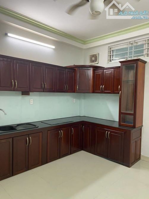 BÁN NHÀ 3 TẦNG BTCT – KHU PHÂN LÔ PHƯỚC LONG B, Q9 – HẺM XE HƠI NHỈNH 7 tỷ. - 2
