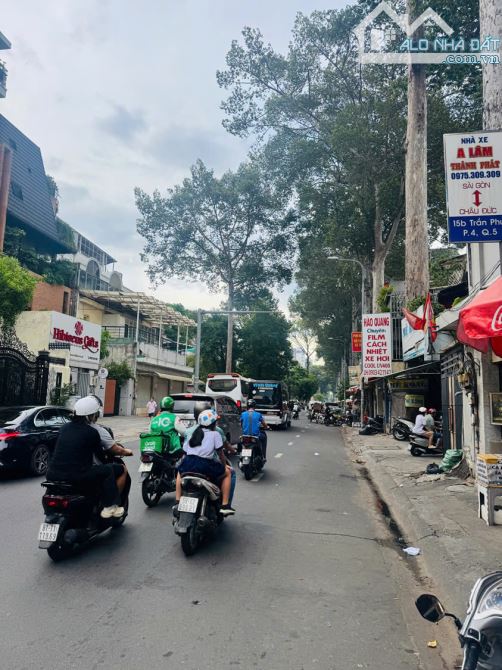Bán nhà mặt tiền lớn đường Trần Phú, DT: 9*32M. KC: 4 tầng nổi. Giá chỉ: 88 tỷ TL - 2