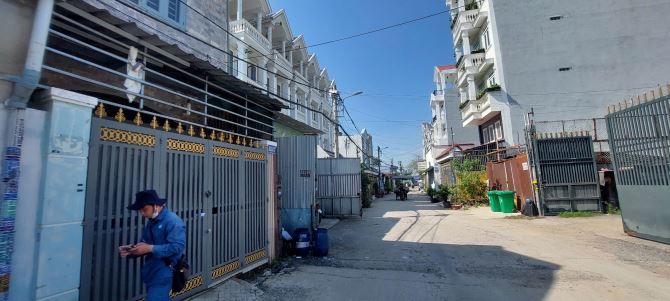 Cần bán gấp nhà c4 tiện xây mới hxh đường Lê Văn Khương, DT 6x21m. Giá chỉ 7.2 tỷ - 2