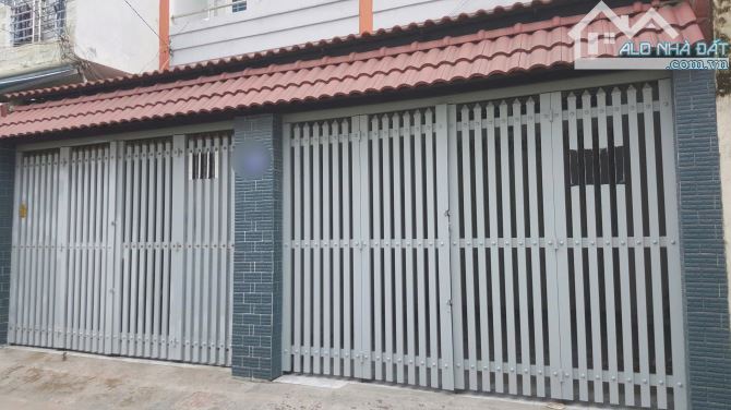 Nhà hẻm thông một xẹt 8m đường Tên Lửa, 8x16m, 1 trệt 2 lầu đúc sân thượng - 2