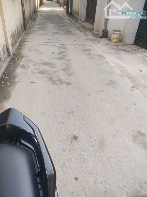Bán đất Liên Mạc, 37m2, mặt tiền 3,5m, phân lô, ô tô,  nhỉnh 3tỷ. - 2