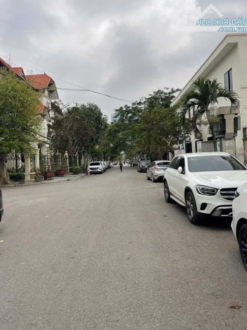 HÀNG ĐĂC BIỆT IP EM🪷ĐẤT LÊ HỒNG PHONG, HẢI PHÒNG  🪷03🪷Lô đất duy nhất phân lô biệt thự - 2