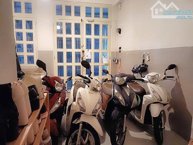 HXH 8 CHDV Trần Hưng Đạo P.Cầu Kho Q1 4 tầng 74m2 giá 15 tỷ - 2