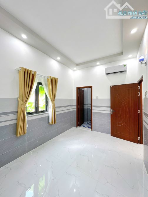 nhà trệt lững lộ ô tô trục chính hẻm 583 đường 30/4 - 3