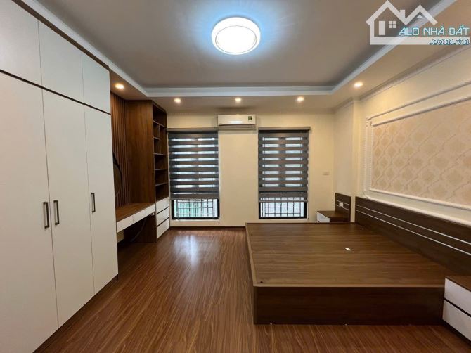 NHÀ ĐẸP MỚI XÂY 5 TẦNG, 31M, CHIẾN THẮNG,  GẦN LÊ TRỌNG TẤN, HÀ ĐÔNG - 3