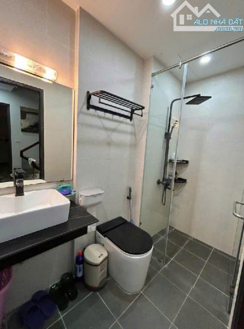 BÁN NHÀ NGỌC LÂM – 39M² – NHỈNH 6 TỶ – NGÕ NÔNG – Ô TÔ ĐỖ CỬA – DÂN TRÍ CAO - 3