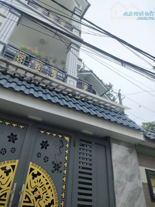 "Bán nhà 2 tầng - Đinh Phong Phú - Tăng Nhơn Phú B -  Q9 .Giá nhỉnh : 6.x tỷ (TL).Diện tíc - 3
