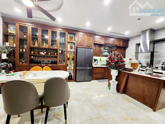 CƠ HỘI ĐẦU TƯ  AN CƯ LÝ TƯỞNG TẠI KĐT Geleximco LIỀN KỀ 120M2 4 TẦNG 26 TỶ VỊ TRÍ SÊU ĐẸP - 3