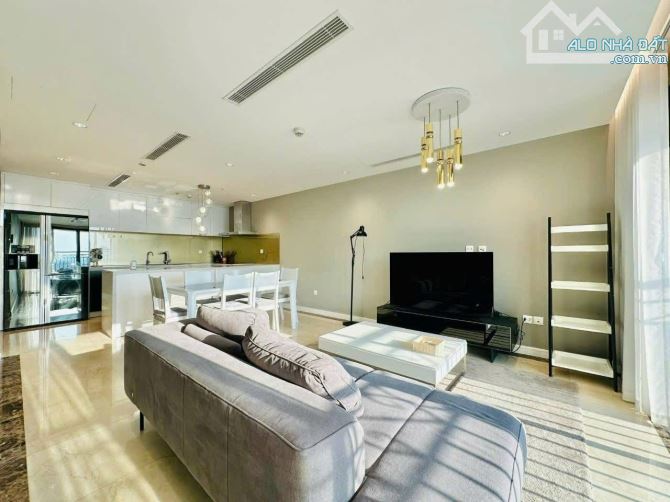 CĂN HỘ ĐẲNG CẤP 5 SAO -  VIEW HỒ TÂY  - VỊ TRÍ MẶT PHỐ - GIAO THÔNG THUẬN LỢI - 5 TẦNG HẦM - 3