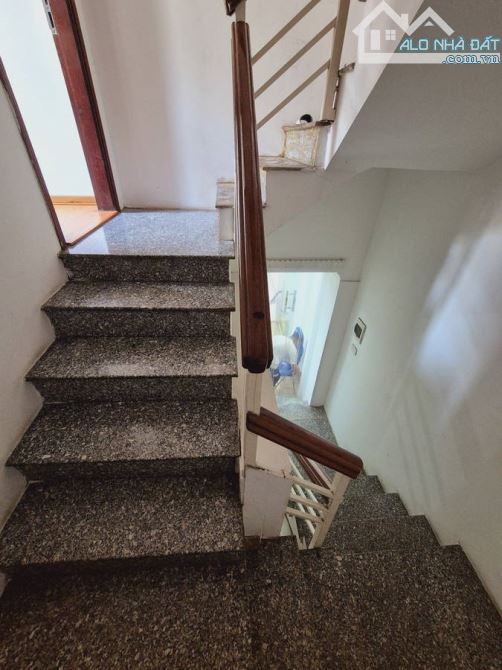 Bán nhà mặt đường Khương Đình, lô góc, vừa ở vừa kinh doanh đỉnh cao. - 3