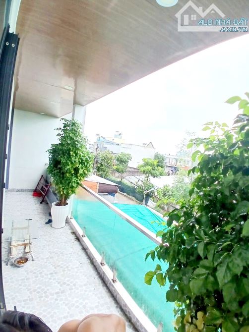 Cần BÁN NHANH Biệt Thự 2 Lầu 8x20m Đường Phan Văn Hớn Hóc Môn Giá 7.35 Tỷ, SHR - 3