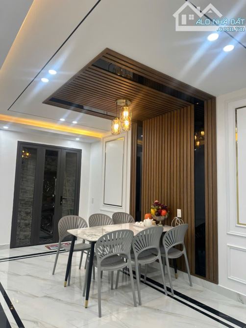 bán siêu phẩm nhà Tân cổ điển, hiện đại - cách mặt đường 20m, tại Cát Dài, Lê Chân, Hải Ph - 3