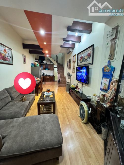 Nhà 5 tầng Kim Mã 38m quận Ba Đình Hà Nội vào Hoàn Kiếm hay qua Hồ Tây không xa vị trí vàn - 3