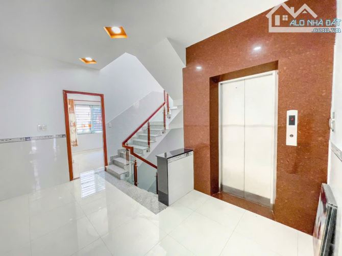 Nhà 4 lầu 4,5x23m,8PN,8WC,có thang máy,MT kinh doanh đa ngành nghề, giá 17 tỷ TL cực mạnh - 3