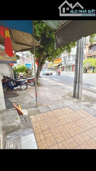 Cho thuê nhà mặt tiền đường Xuân Hồng, phường 4, Tân Bình - 3