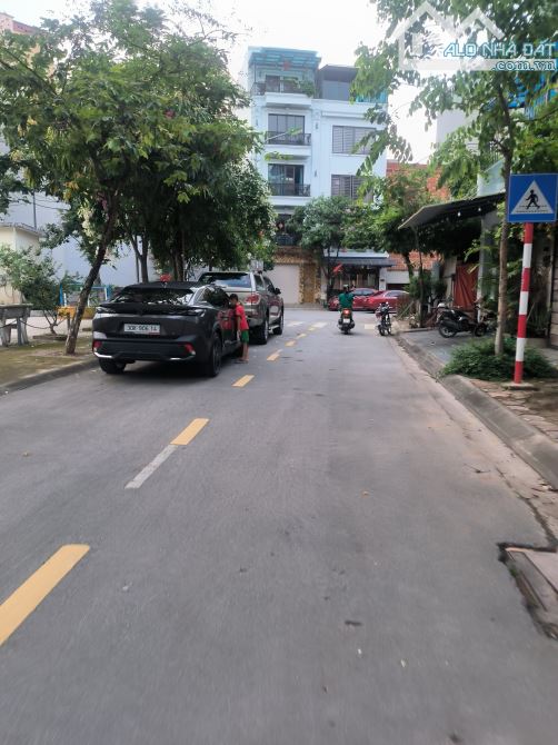 Bán đất đấu giá giang biên Long biên ô tô tránh 72m 5.1mt giá 16,2 tỷ - 3