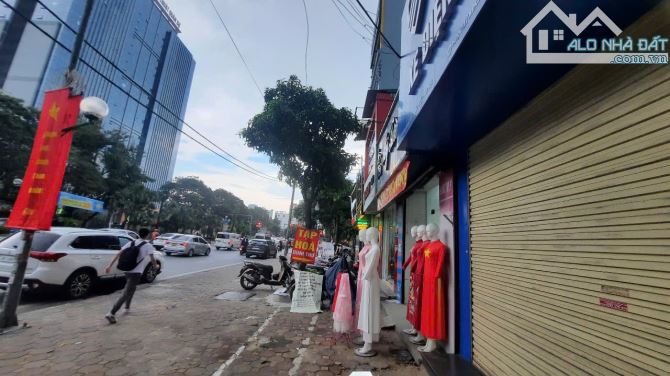 Mặt phố Hoàng Quốc Việt 70 tỷ, 83m2, xây 6 tầng, mặt tiền 4,2m. - 3