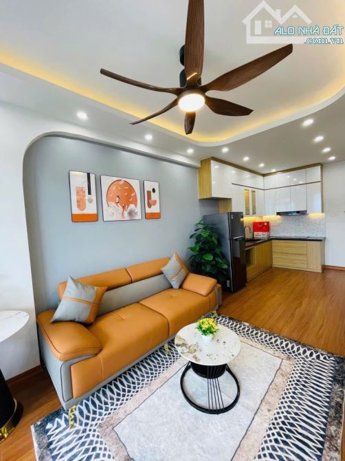 Bán chung cư thang máy đủ tiện nghi Đền Lừ 1, 2 phòng ngủ, chỉ 3,6 tỷ. - 3