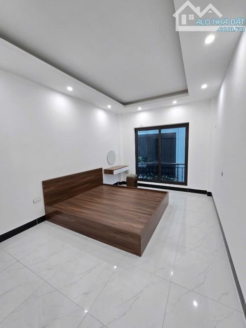 Phân lô Bà Triệu_Ngõ thẳng, nông_3 gác ra vào_Ngay gần phố_Pháp lý chuẩn_46 m2_8 tỷ 5 - 3