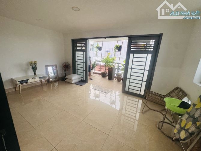 LÔ GÓC TÂN BÌNH - KHU CAO TẦNG -  NGANG 5.2M, 4 TẦNG, 84M², ĐƯỜNG 9M CÓ LỀ - GIÁ 9 TỶ - 3