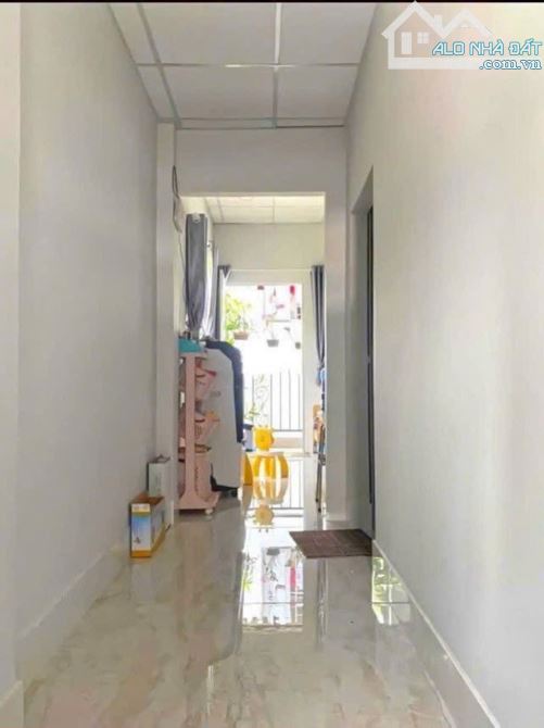 Nhà 2 Tầng - Hoàng Quốc Việt, Q7. 40m2 - 3PN - Chỉ 4 tỷ hơn - 4