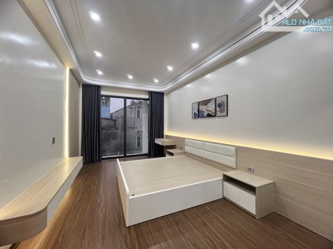 Bán Nhà Nguyên Văn Cừ Long Biên 50m x 6 Tầng Giá 9,8 Tỷ Thang Máy Ô Tô - 4
