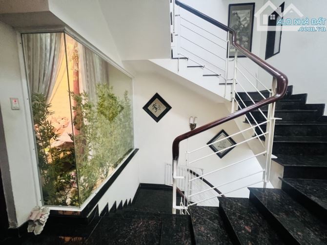 BÁN BIỆT THỰ KHU TÊN LỬA 250m2 4TẦNG GIÁP Q6 CHỈ 20.5 TỶ - 4