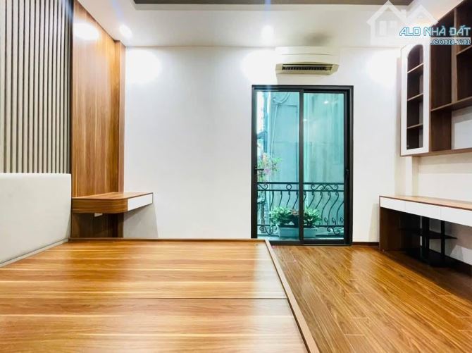 Trung tâm Hoàng Mai, nhà mới ôtô đỗ cửa, kinh doanh, full nội thất, DT 45m2, Gía 7.5 tỷ. - 4