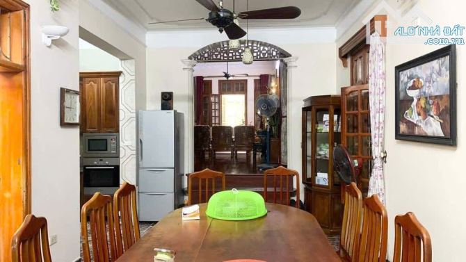 BÁN BIỆT THỰ VƯỜN 5 TẦNG PHỐ THÁI THỊNH, ĐỐNG ĐA, DT 190M2*MT 7M* GIÁ ĐẦU TƯ 35.2 TỶ - 4