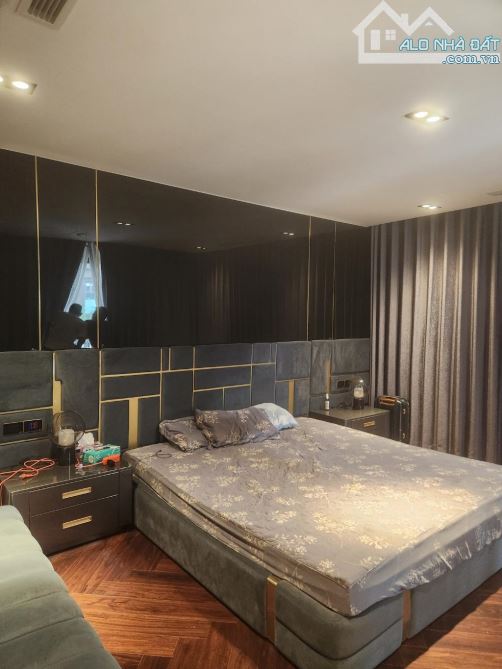 Đẳng cấp nhà 9 tầng,có hầm phố Nhật Chiêu – Tây Hồ.Mặt tiền 7m, nhìn toàn cảnh Hồ Tây - 4