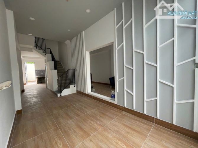 🔥Nhà Cặp 4 Tầng,THẠNH XUÂN 40,Phường THẠNH XUÂN, Quận 12,dt 98m2, đường 7m 💵 6,55 tỷ - 4