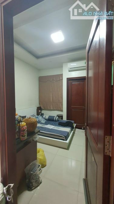 Mặt tiền đường số 22, khu Bình Phú 1 *4 x 24m*, 5 tầng, giá bán 12.5 tỷ TL. Nhà đẹp ở ngay - 4