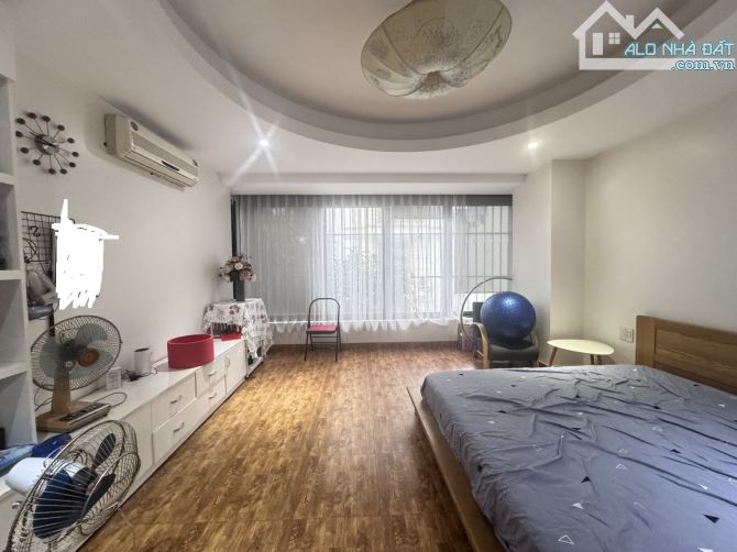 Bán nhà Làng Việt Kiều Châu Âu ô tô vỉa hè rộng kinh doanh đẹp dt 155m 5t mt 10m giá 33,9ỷ - 4