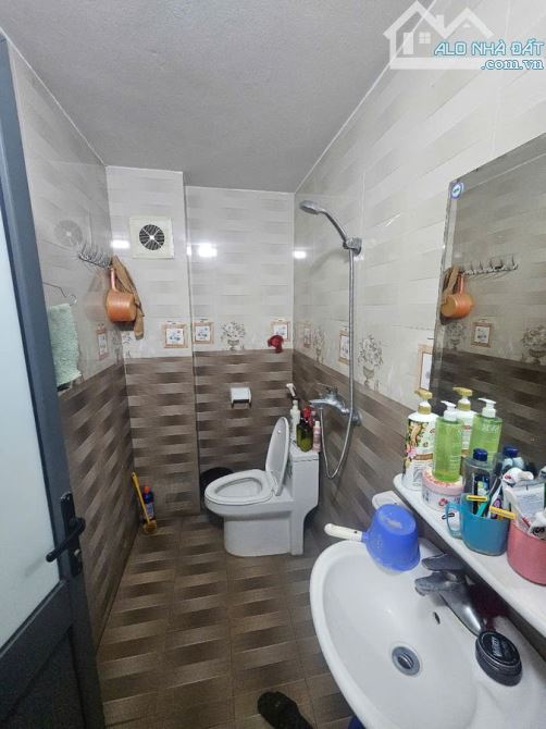 Bán gấp nhà đẹp 4 tầng mặt phố Phú Lương, 125m2, MT 6.1m, 2 mặt đường ô tô, kinh doanh - 4