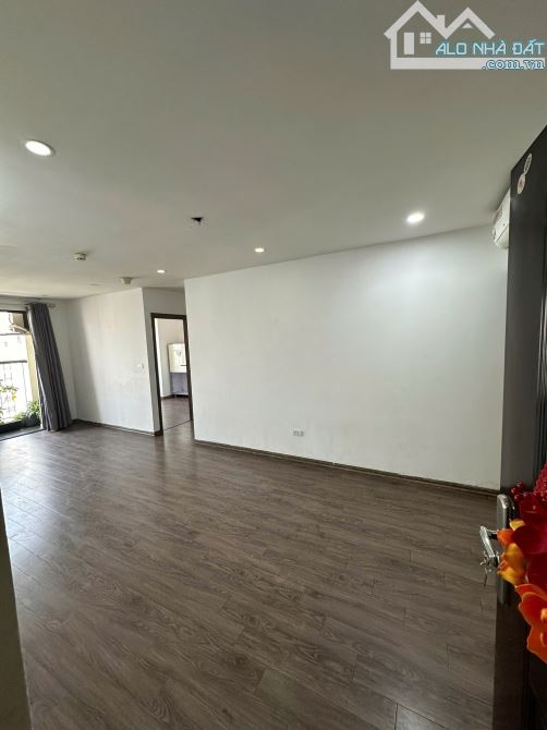 Cho thuê chung cư helios tower 75 tam trinh 2pn đồ cơ bản giá rẻ - 5