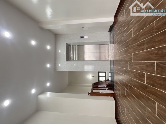 Bán Nhà Nguyên Văn Cừ Long Biên 50m x 6 Tầng Giá 9,8 Tỷ Thang Máy Ô Tô - 5