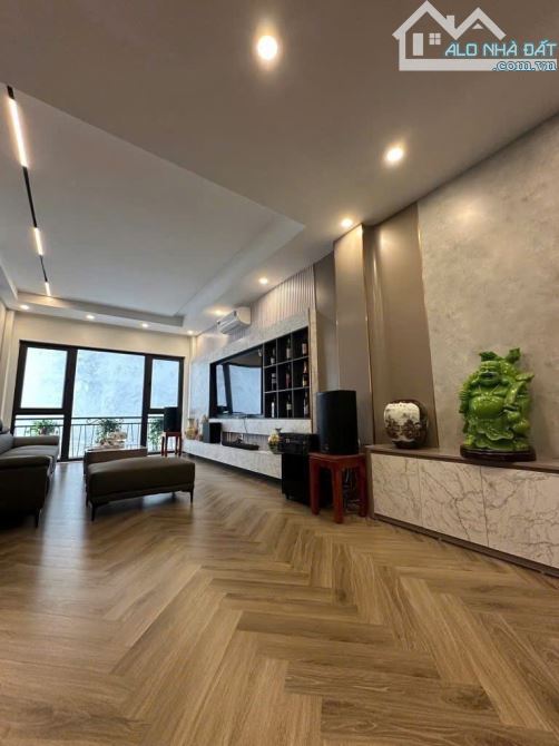 Bán nhà đẹp Bồ Đề- Long Biên DT 62M2, 5 Tầng, Gara, Thang máy, Ô tô thông, Full nội thất, - 5