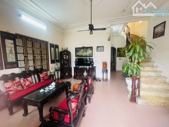 Bán nhà nguyễn gia Bông Ngọc Thụy - Long Biên 177m2 xây 2 tầng , đường 3 ô tô tránh - 5